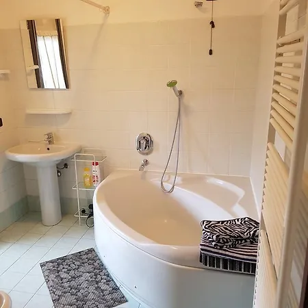 شقة Airport Orio Studio *